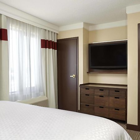 Four Points By Sheraton Kitchener-Waterloo Zewnętrze zdjęcie