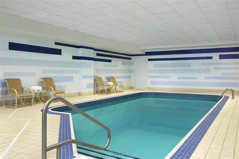 Four Points By Sheraton Kitchener-Waterloo Zewnętrze zdjęcie
