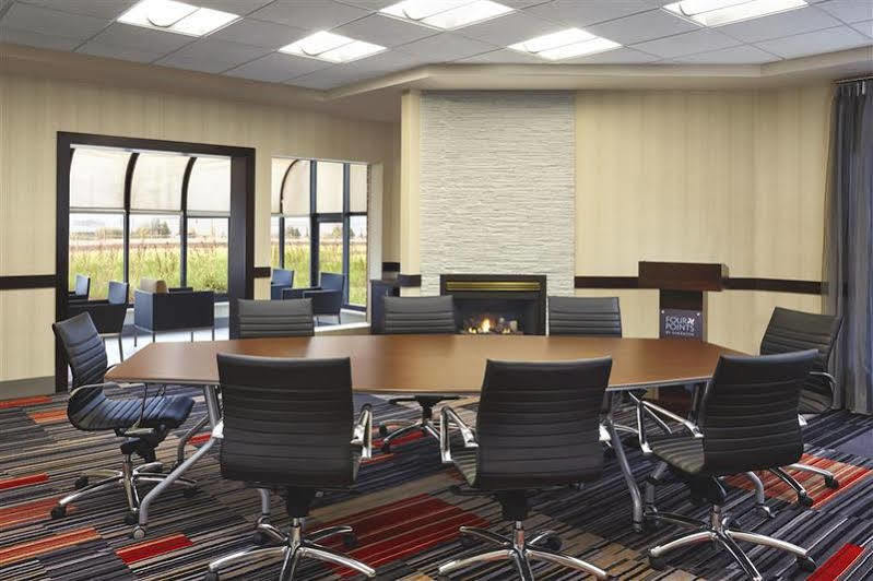 Four Points By Sheraton Kitchener-Waterloo Zewnętrze zdjęcie