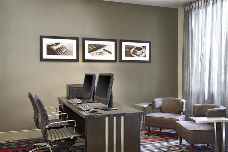 Four Points By Sheraton Kitchener-Waterloo Zewnętrze zdjęcie